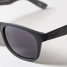 Load image into Gallery viewer, Vans Spicoli 4 Sunglasses
